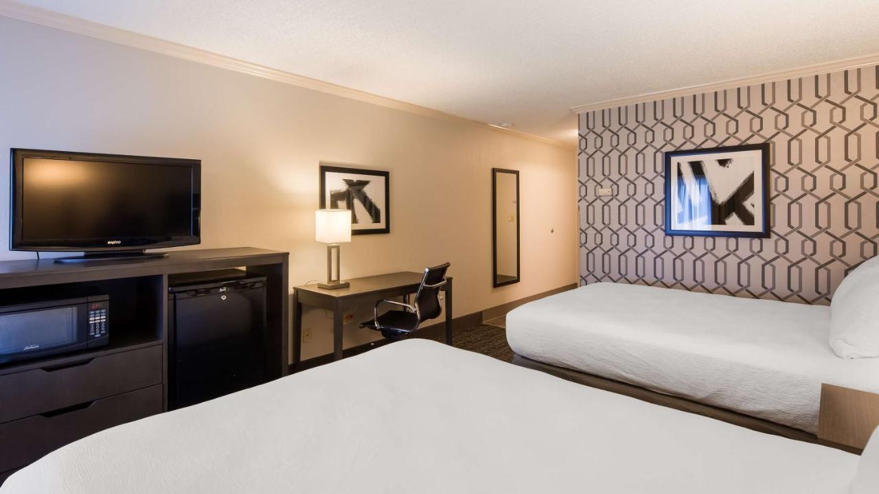 Best Western Plus Morristown Conference Center Exterior photo