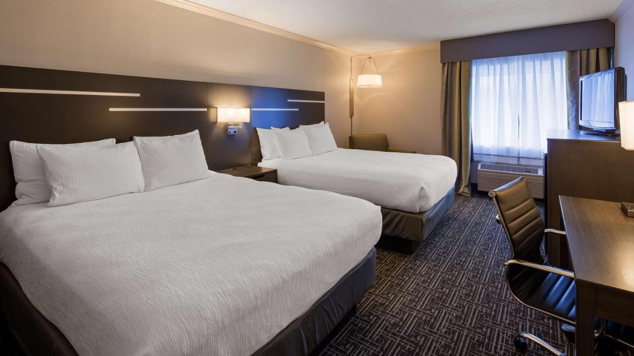 Best Western Plus Morristown Conference Center Exterior photo